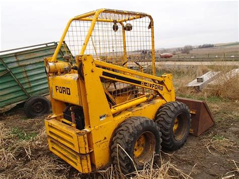 cl40 skid steer|ford cl40 loader reviews.